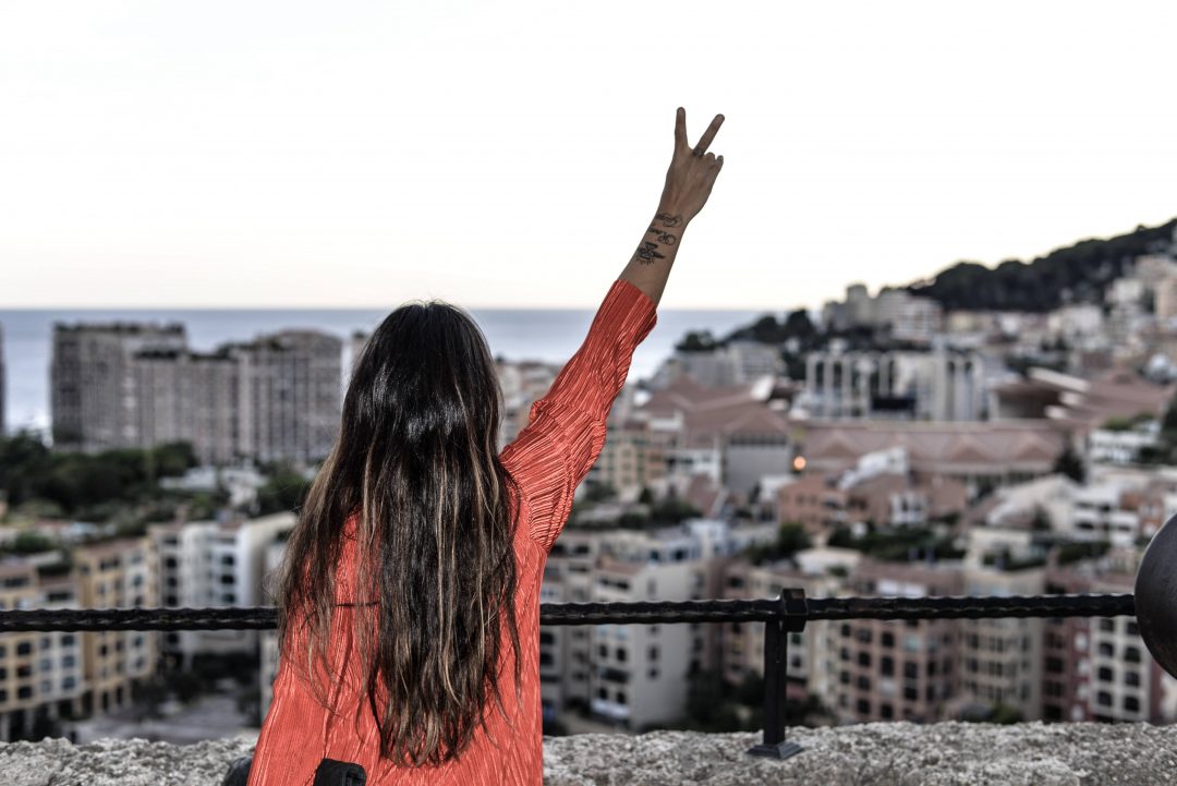 blog mode doris paris marseille robe rouge Monaco
